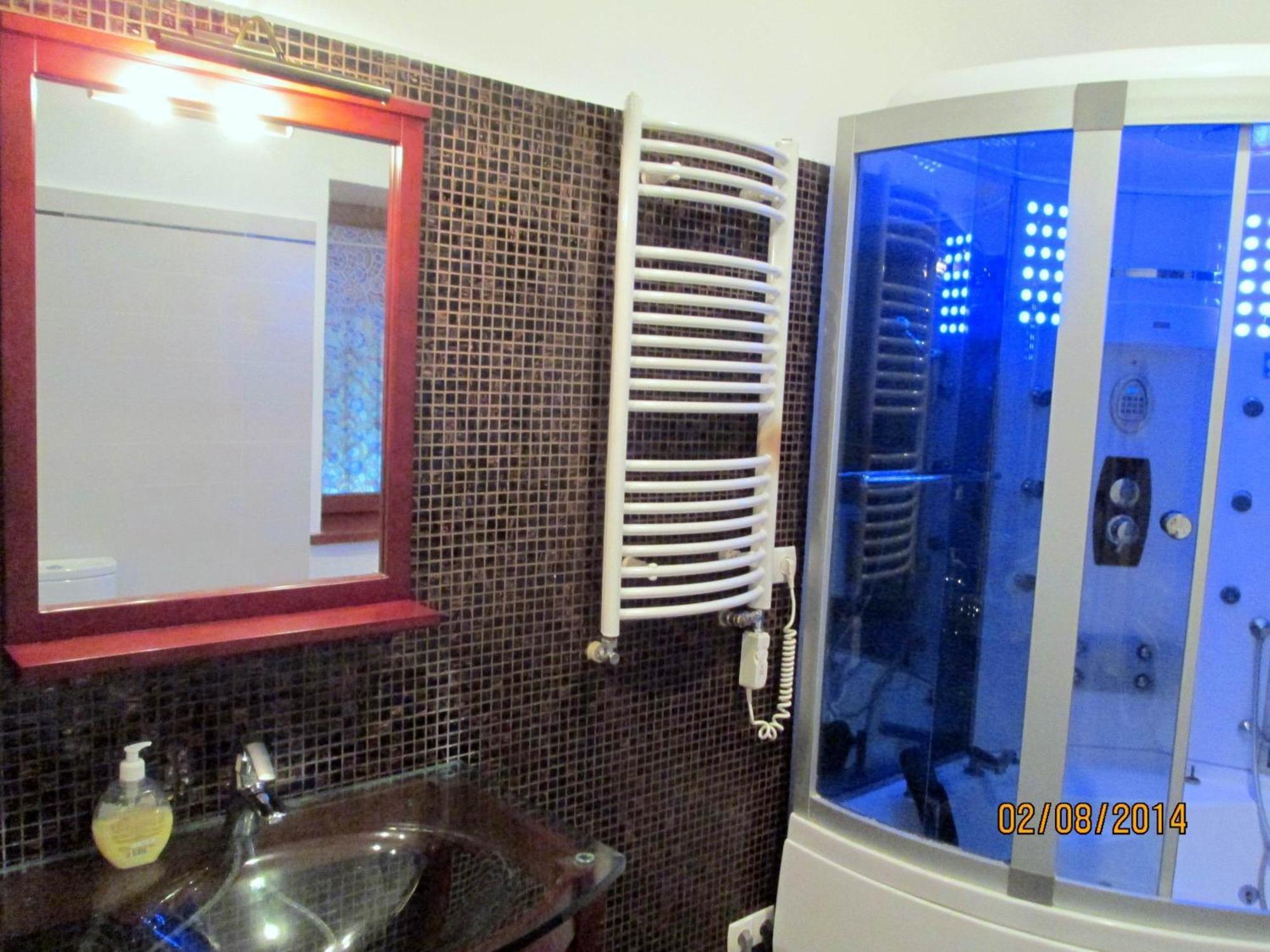 Apartment In The Centre Of Leopoli Esterno foto