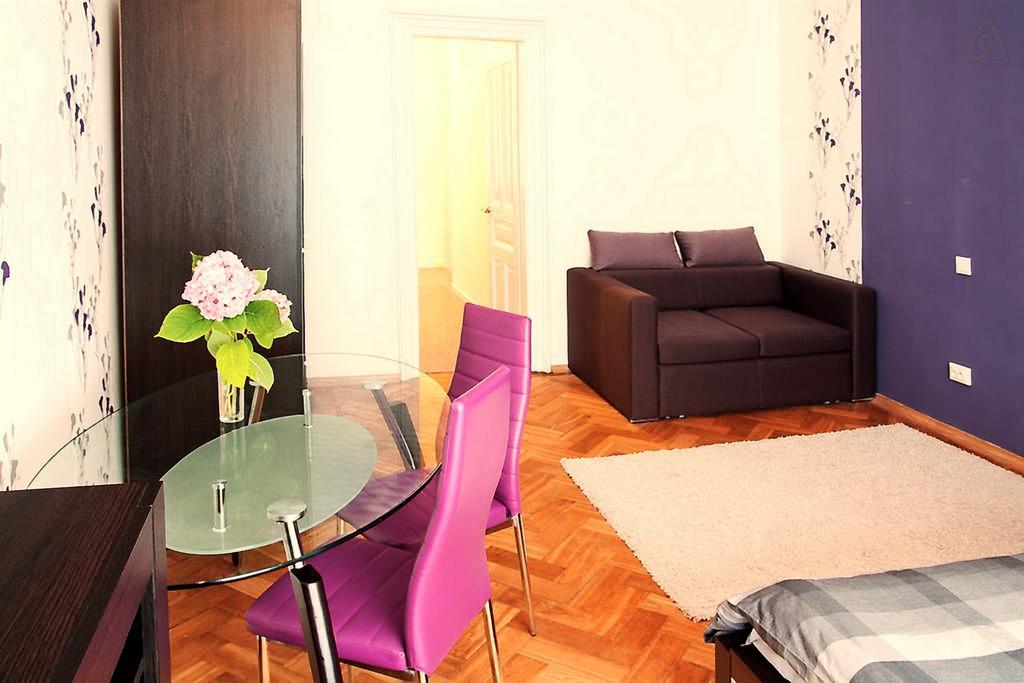 Apartment In The Centre Of Leopoli Esterno foto