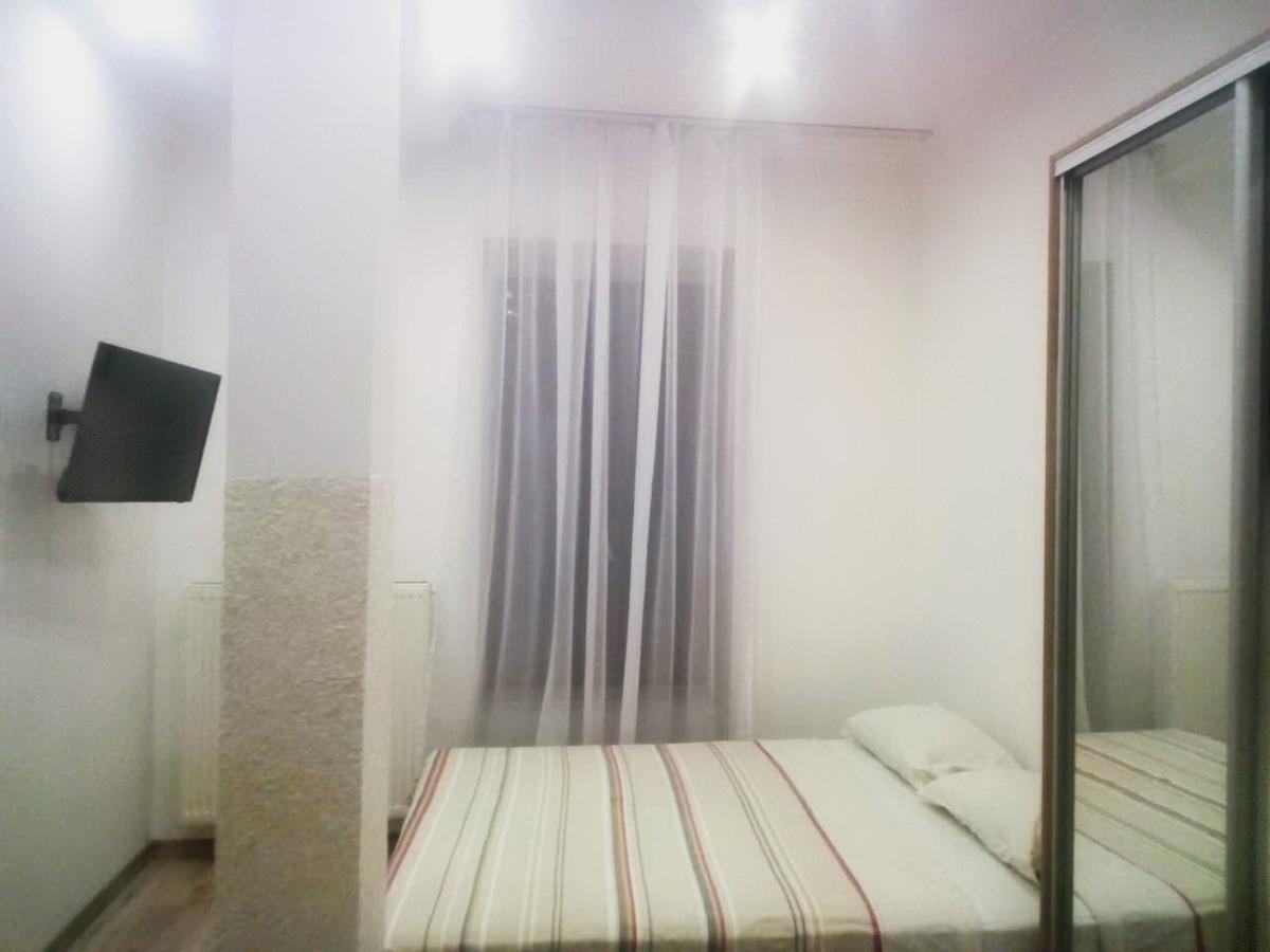 Apartment In The Centre Of Leopoli Esterno foto