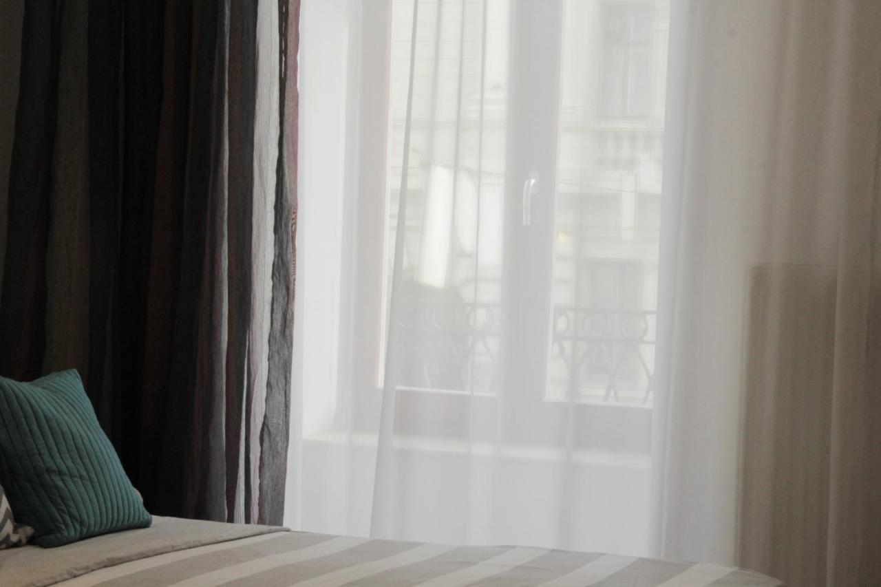 Apartment In The Centre Of Leopoli Esterno foto