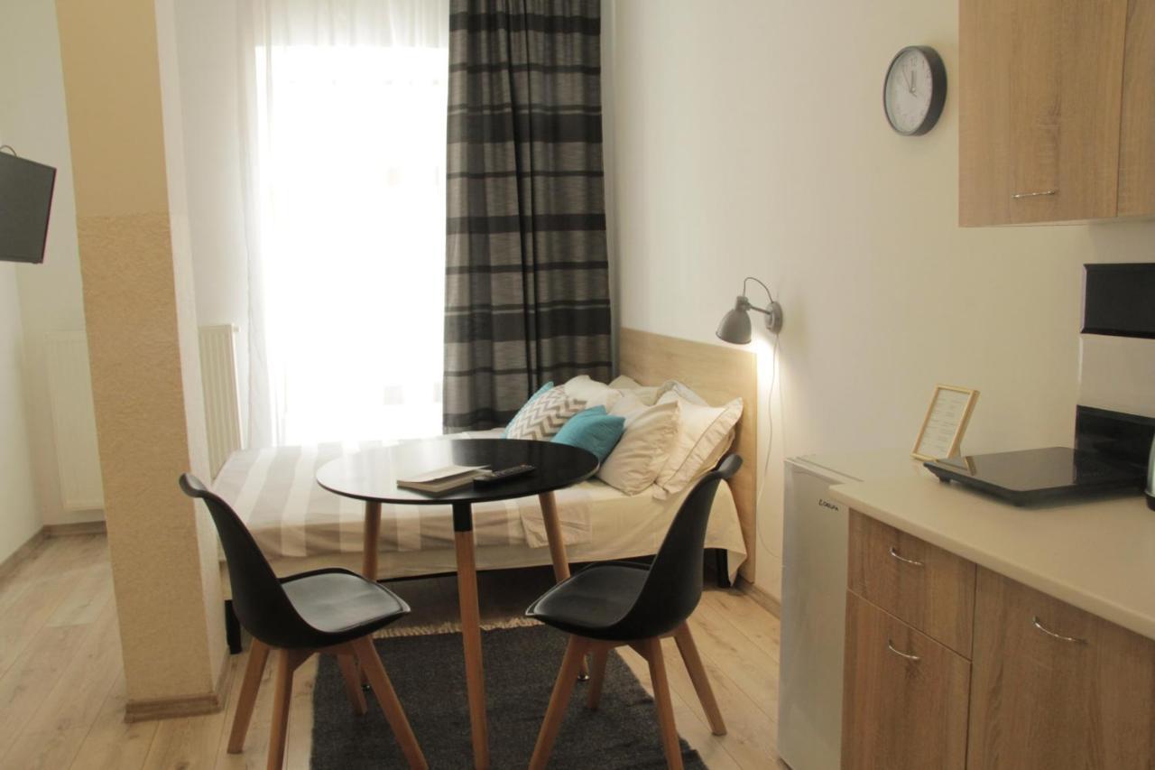 Apartment In The Centre Of Leopoli Esterno foto