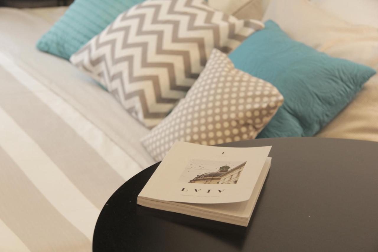 Apartment In The Centre Of Leopoli Esterno foto